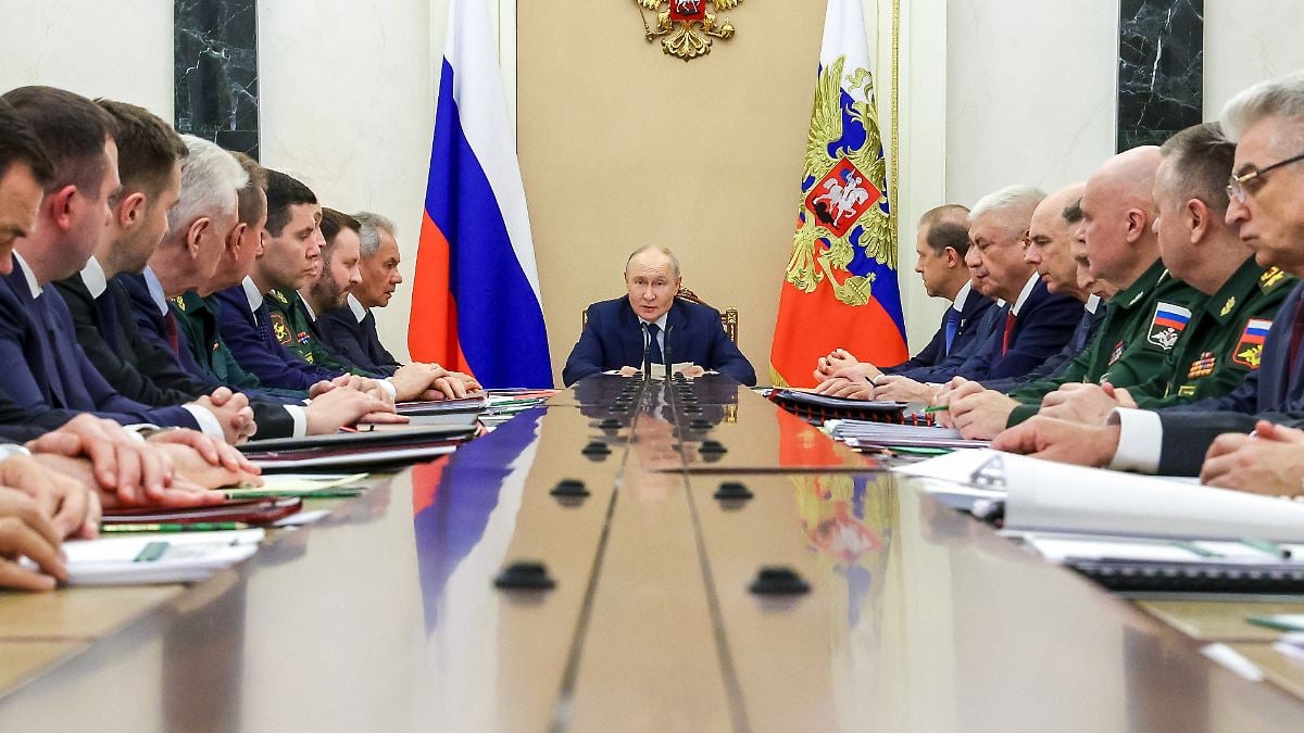 Putin stellt russische Vermögenswerte von Menshen unter Verwaltung